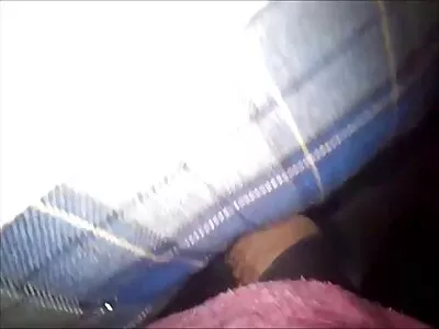החבר האסרטיבי הצמיד מצלמות סקס חינם את פיו לכיפה של חבר.