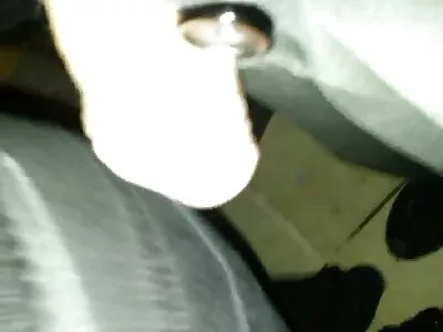ברונטית אקירה מיי מעבדת באופן פעיל את העמלה שהתקבלה על ליהוק מצלמות חיות סקס פורנו.
